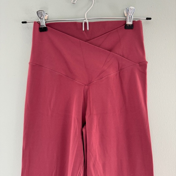 Aerie Offline Real Me High Waisted Crossover Leggings - Picture 3 of 11